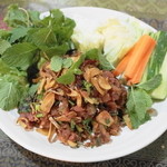 いなかむら - 2013.8 ラープミープラー（マグロのラープ）チェンマイ地方のラープとのこと