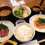 Youshokunomise Itadaki - お魚ランチ☆
                        
                        今日は、さわらのムニエルフレッシュトマトのスパイシーマヨソースとカツオの刺身☆トマトとカレー風味のソースがさわらにピッタリ！(๑´ڡ`๑)