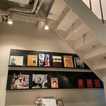 バリサイ カフェ - オシャレな店内