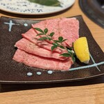 やきにく 飛牛 - 