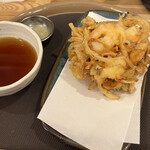 蕎麦と天ぷら ゆずき - 海鮮かき揚げ