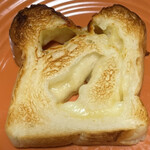 ほていDO - チーズ食パン（トースト後）