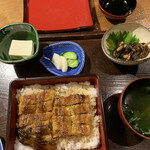 あめや - パッカーン  鰻うめぇ❣️でも、ビールでお腹が…うな重の4分の1旦那さんに手伝ってもろた(笑)