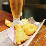 和　ともり - 天ぷらも
      こちらのペースを見て出してくれる