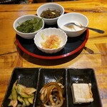 あぐん茶 - 海ぶどう、ジーマミ豆腐、島らっきょう、もずくの4点セット