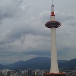 モリタ屋 - 京都タワーがばっちりみえます(･-･*)♪
今日はモリタ屋さんでローストビーフ〜(✿ฺ-ω-)
