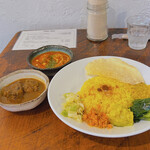 ロジスパイス＆アンダーバー - 2種カレー