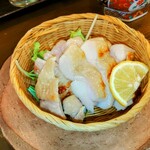 地魚と地酒 わたる。 - 若鶏一夜干し焼き　699円