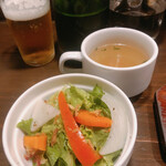 神戸牛ステーキ&ピラフ カミシゲ - スープ、サラダ