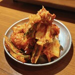 ホルモン・焼肉 一休亭 元 - 白菜キムチ