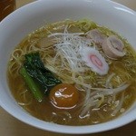 Uoten - あっさり白醤油らーめん６００円(大盛り無料)