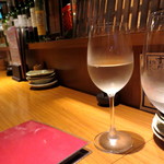 輪だち - （辛口）宮崎・純米吟醸しぼりたて、金龍￥500、またまた辛口お替り。