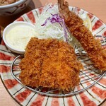 Atsugiri Tonkatsu Yoshihira - 