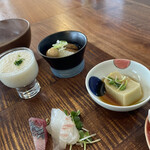 和食 凪 - お造里も名物のとろろも