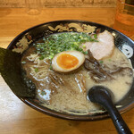 とんこつらーめん 黒竜 - 黒龍とんこつラーメン650円