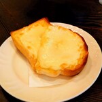 カフェ ド パブロ - チーズトースト
