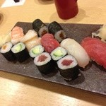 桜あん - 鮨（ちょっと食べてます）