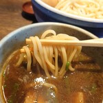 Tenrishiogensui - 麵とつけ汁の絡み具合