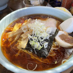 王将ラーメン - 昔ながらのスッキリとしたスープで醤油の風味、ラードが旨みとコクを増し何杯でもイケる美味さです。