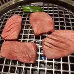 信州焼肉 NAMSAN - 特選厚切りタン塩@3,500円