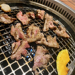 h Shinshuu Yakiniku Namusan - ダイヤモンドカット上カルビ@1,840円