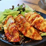 韓国料理専門店 チカチキン 梅田店 - ・韓国風揚げギョーザ