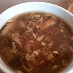 春木屋 - つけ麺･冷･普通盛1.5玉･煮玉子付￥850のつけ汁（H25.8.23撮影）