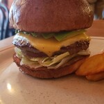 CRITTERS BURGER - 