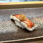すし匠 - 炙り金目鯛のにぎり
