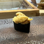 すし匠 - 紫雲丹の軍艦