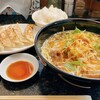 天満橋ササラ - ピリ辛ネギラーメン、餃子セット