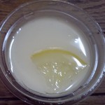 イル ビニェ - ふたをとったところ