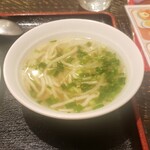 ベトナム料理 Hoanq Phuc - スープ