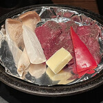 座座ふしみ - 国産赤身牛肉の鉄板ステーキ