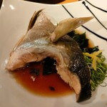 魚吟酒場 - カンパチのカマの煮付け