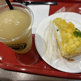 フルーツケーキファクトリー_1