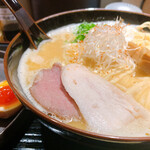 神楽 海老で鯛を釣る麺堂 - 