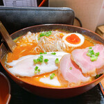 神楽 海老で鯛を釣る麺堂 - 