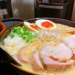 神楽 海老で鯛を釣る麺堂 - 