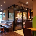 タリーズコーヒー - 喫煙室。