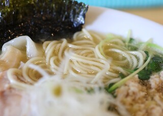 Ra-Men Tenjin Shitadaiki - 麺は細め