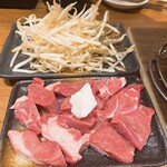 Jingisukan Ohitsujiya - ラム肉おかわり