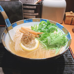 神楽 海老で鯛を釣る麺堂 - 