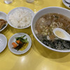 満腹ラーメン富田屋 - Bセット 満腹ラーメン（醤油）&半ライス&餃子3ヶ（ラーメン食べかけ）