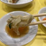 Mampuku Ramen Tomitaya - 餃子の中身