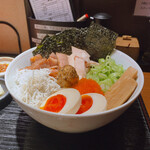 神楽 海老で鯛を釣る麺堂 - 