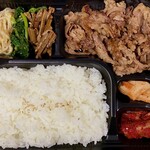 烤肉盒饭