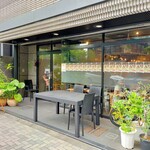 TRUNK CAFE - 