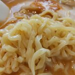 喜一 - 朝日屋食品の中太麺