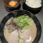 208013727 - 朝ラーメン (700円)